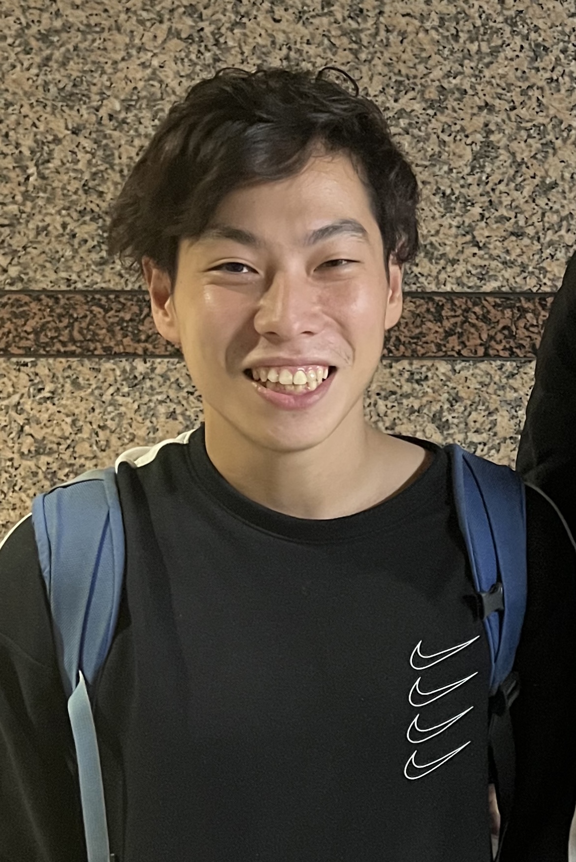 足立尚隆
