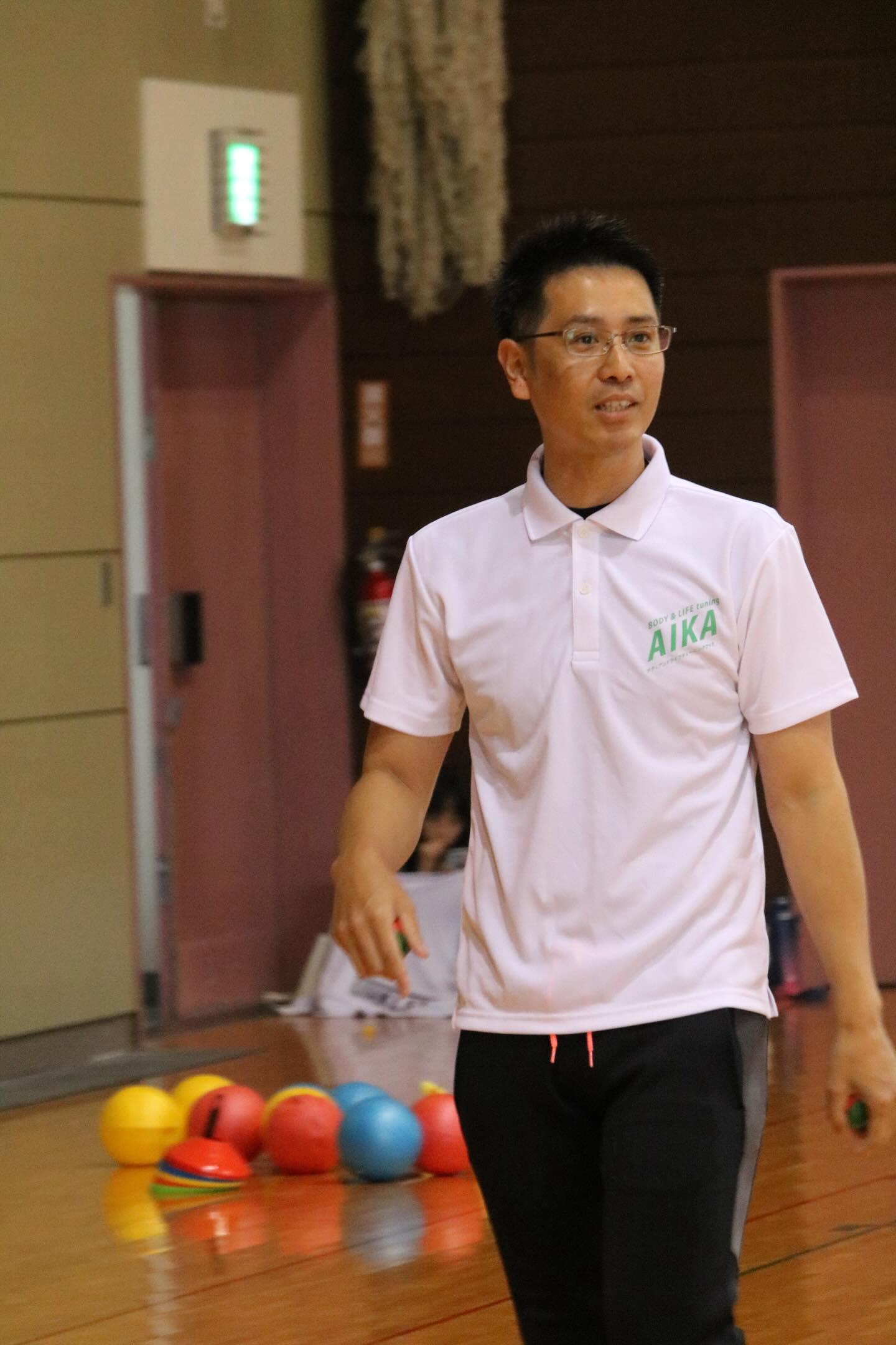 山下秀人